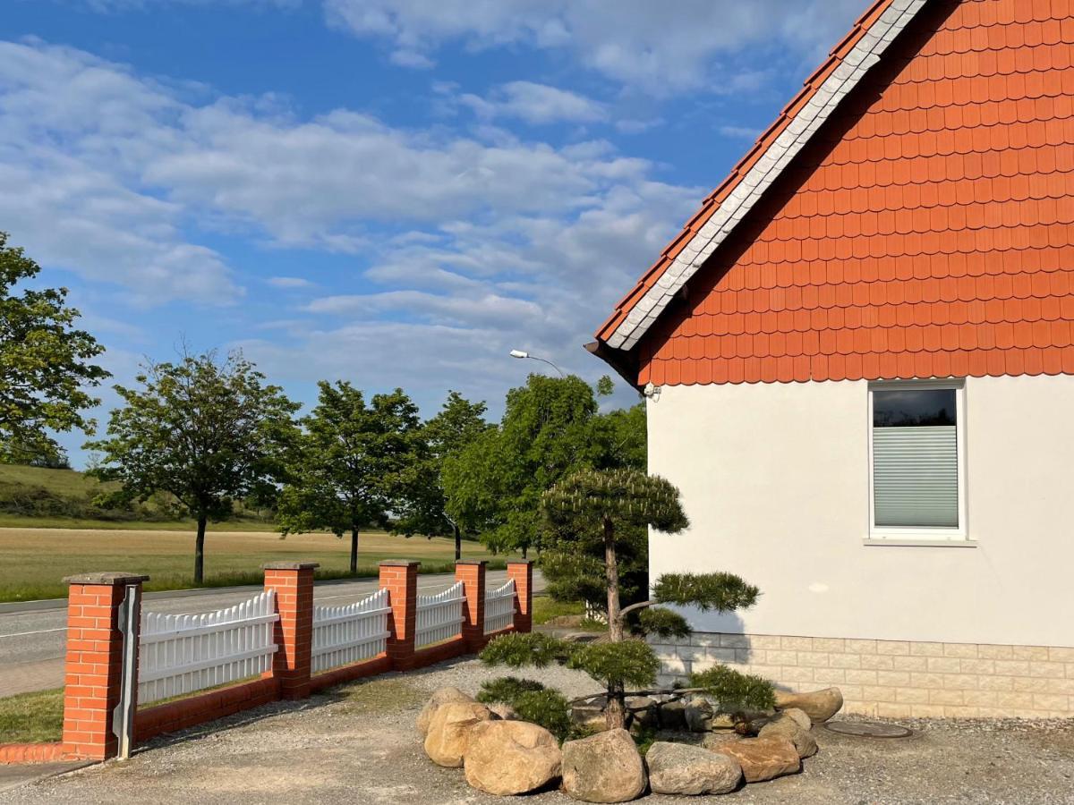 Апартаменти "Harztraeume No3" Mit Parkplatz - 2 Sz - Smart Tv - Sitzplatz Im Freien Вернігероде Екстер'єр фото